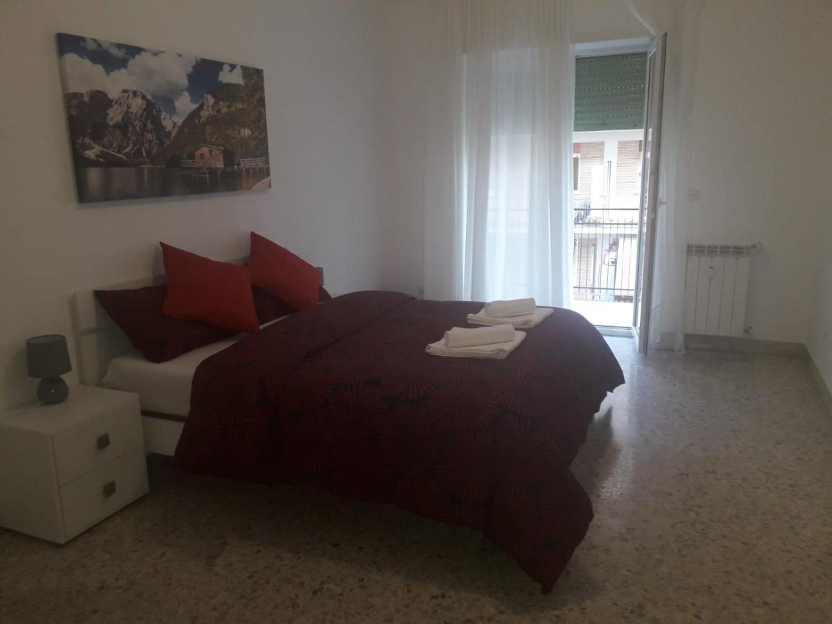 Centro Monti Tiburtini B&B Roma Bagian luar foto