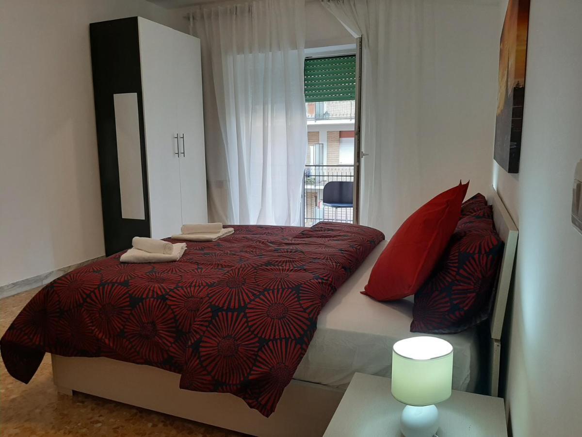 Centro Monti Tiburtini B&B Roma Bagian luar foto